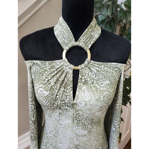 Michael Kors Women's Green Paisley Off the Shoulder Back Zip Top Blouse Size XS - Picture 2 of 11